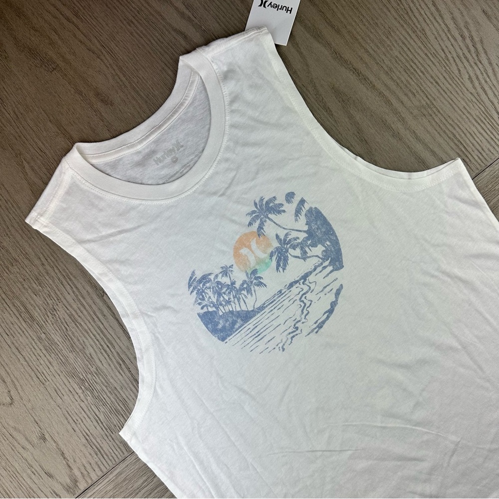 Womens M Hurley Muscle Tank Beach Graphic Sleeveless White NWT